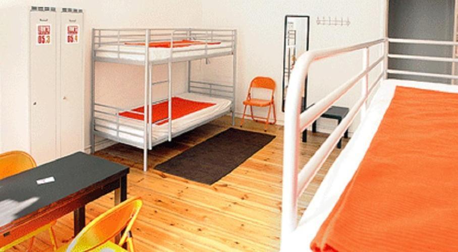 Gay Youth Albergue *